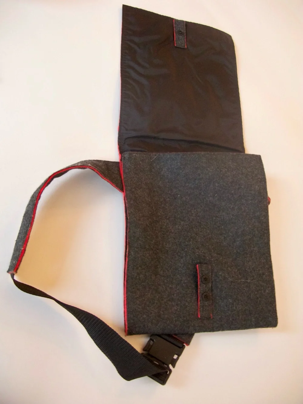 Ultra Rare Issey Miyake Pleats Please Felt Messenger Belt Bag Fanny Pack Japan
